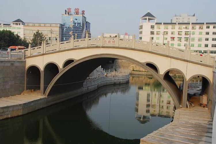 迎龍橋